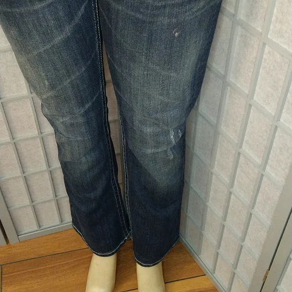 **Miss Me Jeans** - Picture 8 of 11